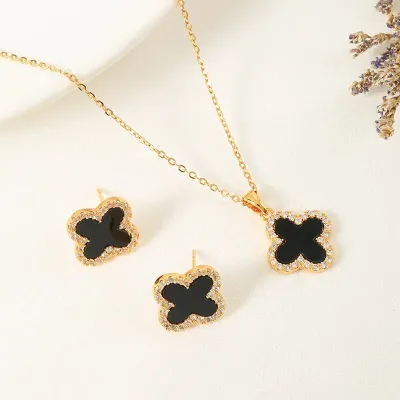 Beautiful Rhinestone Clover Design Four Leaf Jewelry Set